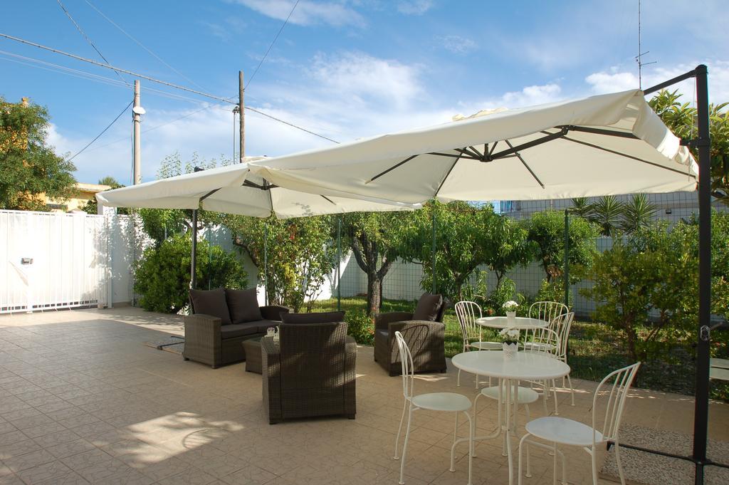 Giardino Dei Frutti Bed & Breakfast Bari Exterior photo